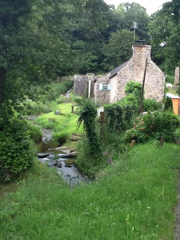 Moulin De La Civiere Bed & Breakfast Kergrist-Moelou Exterior photo