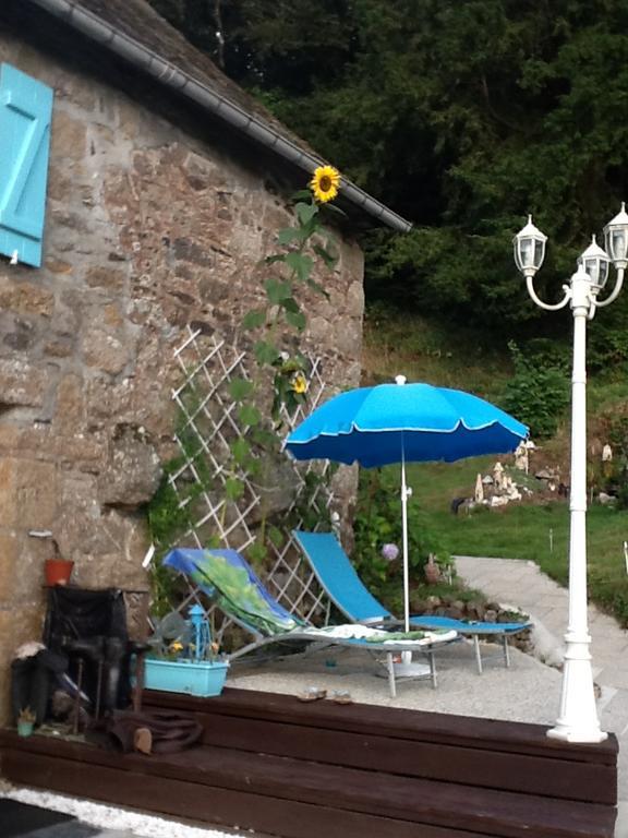 Moulin De La Civiere Bed & Breakfast Kergrist-Moelou Exterior photo