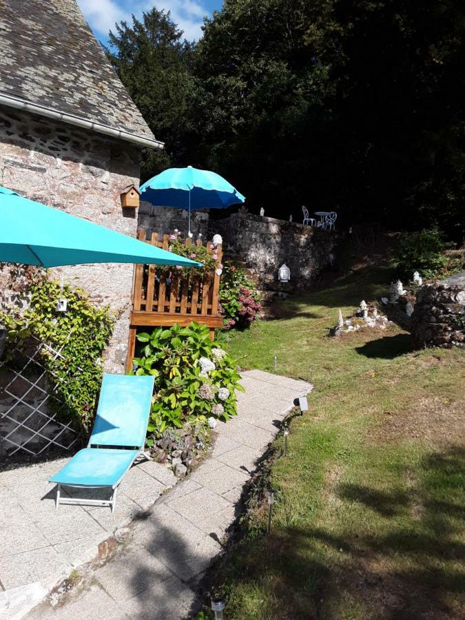 Moulin De La Civiere Bed & Breakfast Kergrist-Moelou Exterior photo